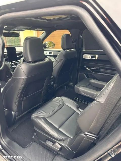 Ford Explorer ver-ecoboost-plug--in-hybrid-st--line - 17