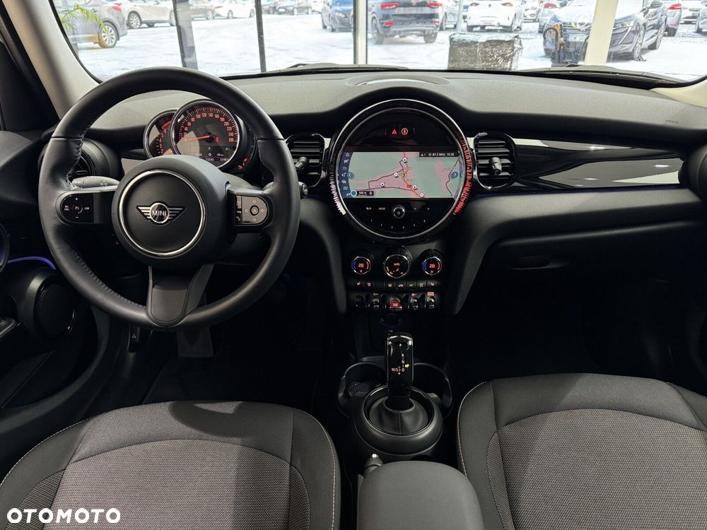 MINI Cooper Standard - 14