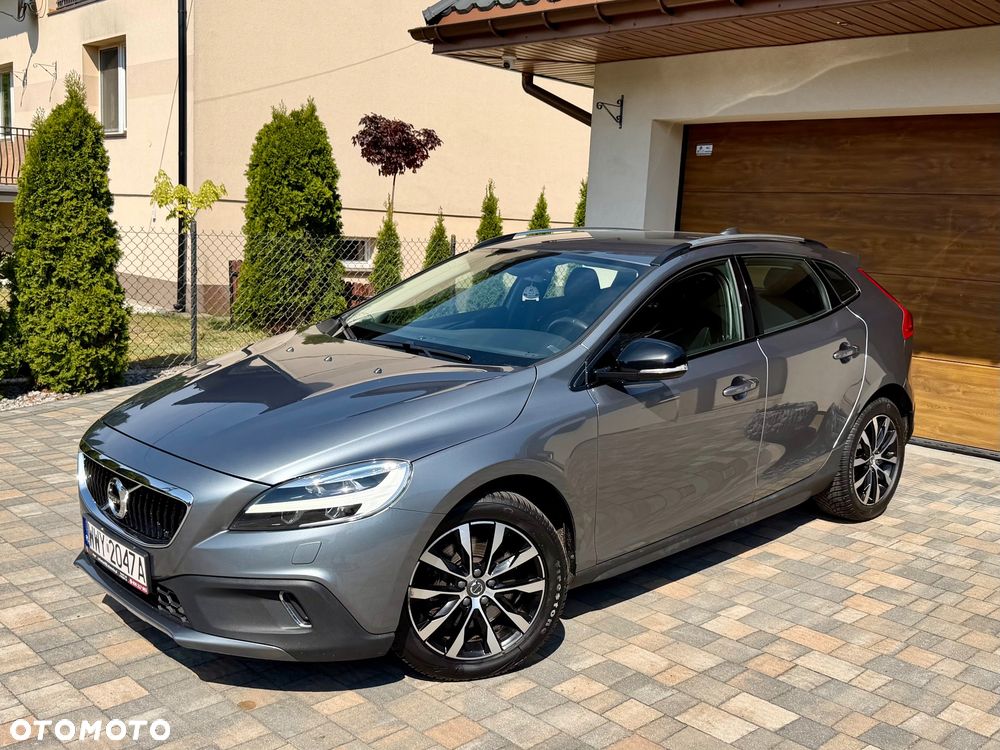 Volvo V40 Cross Country D3 Geartronic Momentum - 1