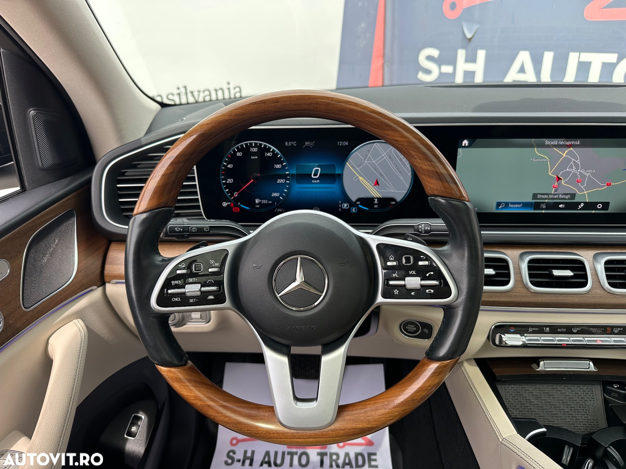 Mercedes-Benz GLE - 13