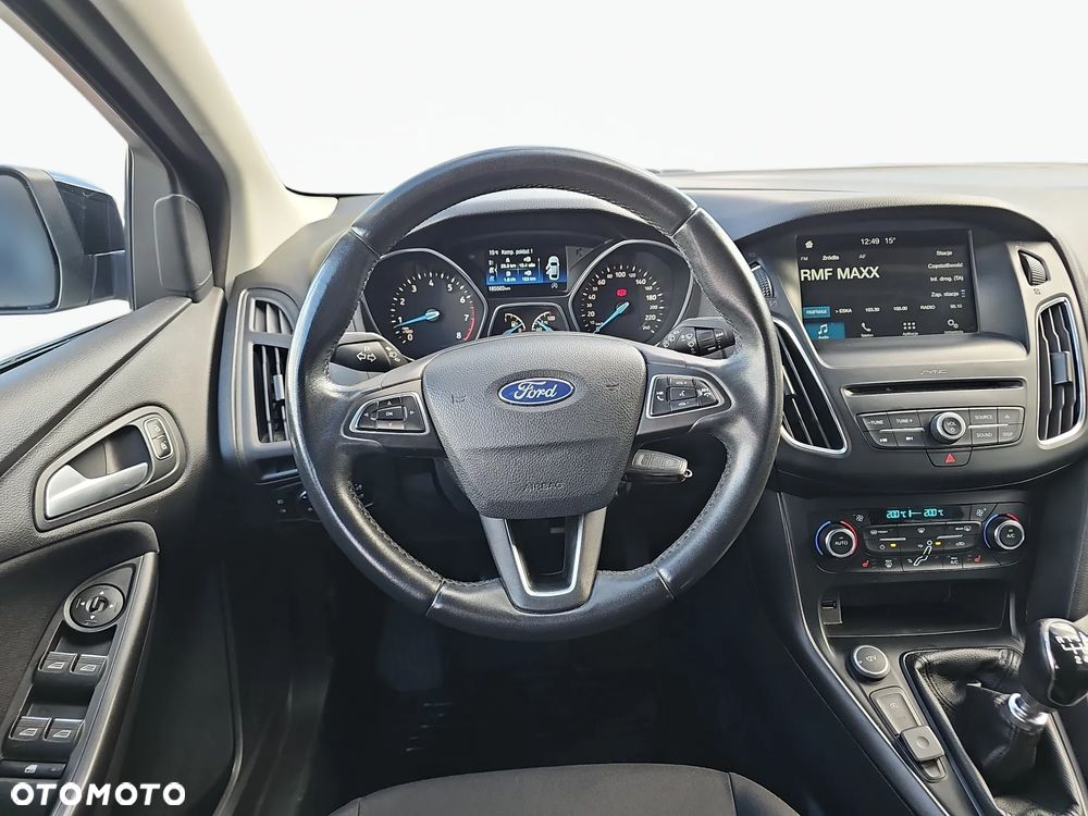Ford Focus 1.5 EcoBoost Trend Edition Business - 11