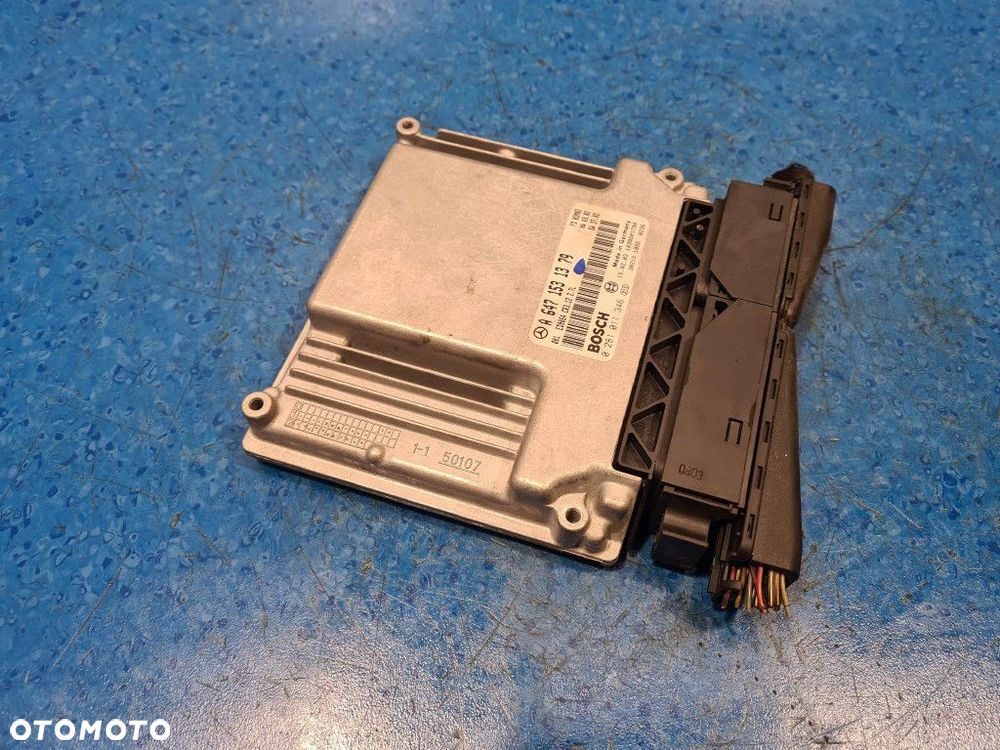 MERCEDES-BENZ W211 2.7 CDI STEROWNIK SILNIKA A6471531379 - 3