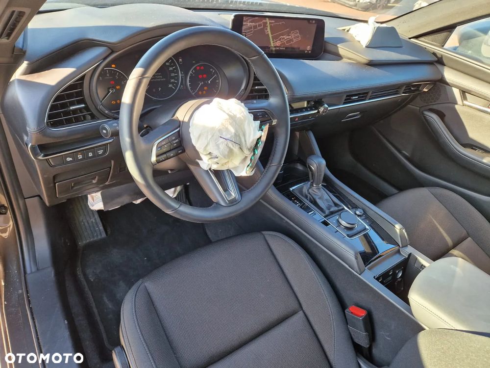 Mazda 3 2.0 mHEV Centre-Line - 14