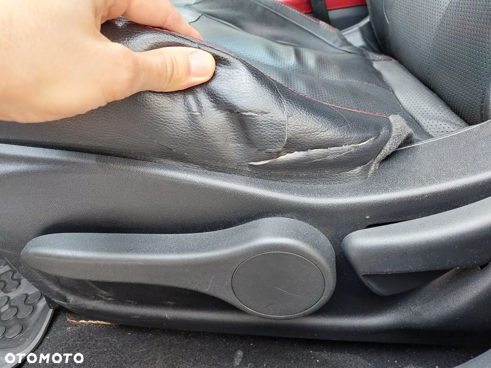 Nissan Juke 1.6 CVT Acenta - 17