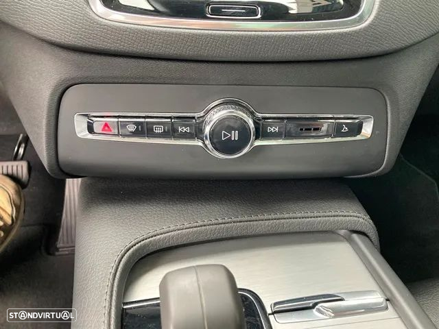 Volvo XC 90 2.0 T8 PHEV Inscription Expression AWD - 29