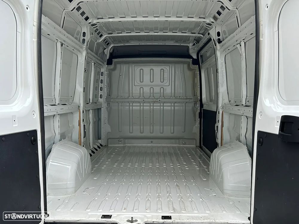 Peugeot Boxer 2.2 BlueHDi 333 L2 CD - 18