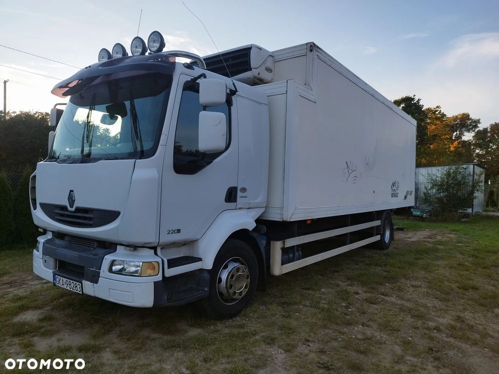 Renault Midlum