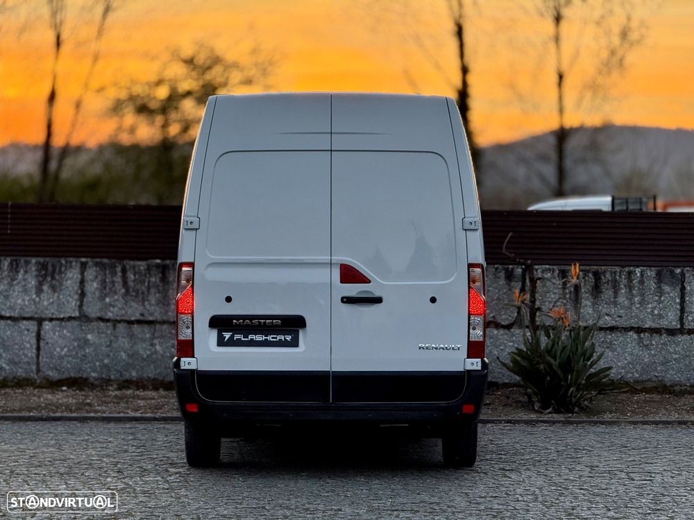 Renault Master Ze - 17