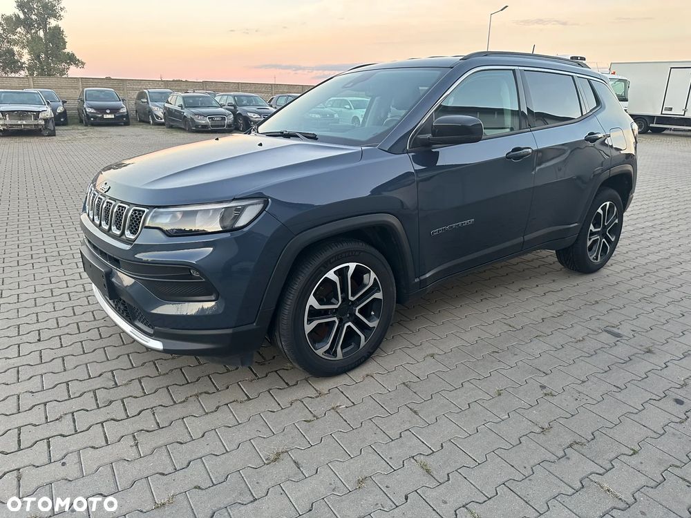 Jeep Compass - 1