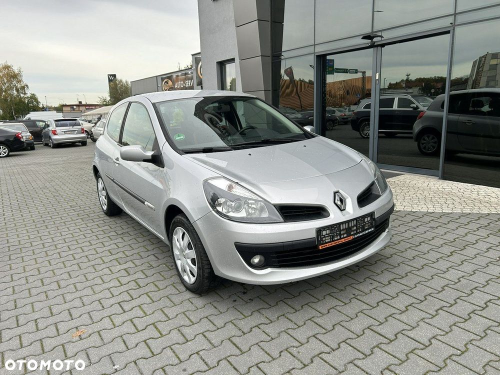 Renault Clio - 3