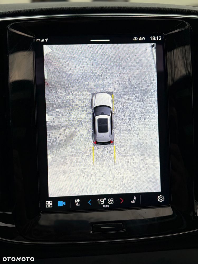 Volvo XC 40 B3 B DKG Plus Black Edition - 7