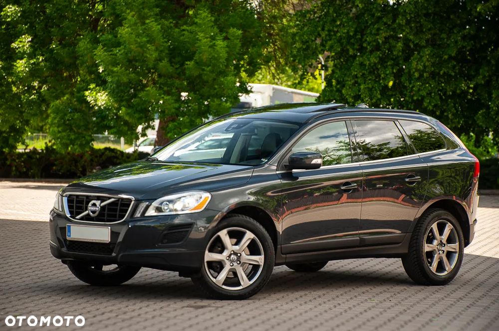 Volvo XC 60 D5 AWD Geartronic Momentum - 27