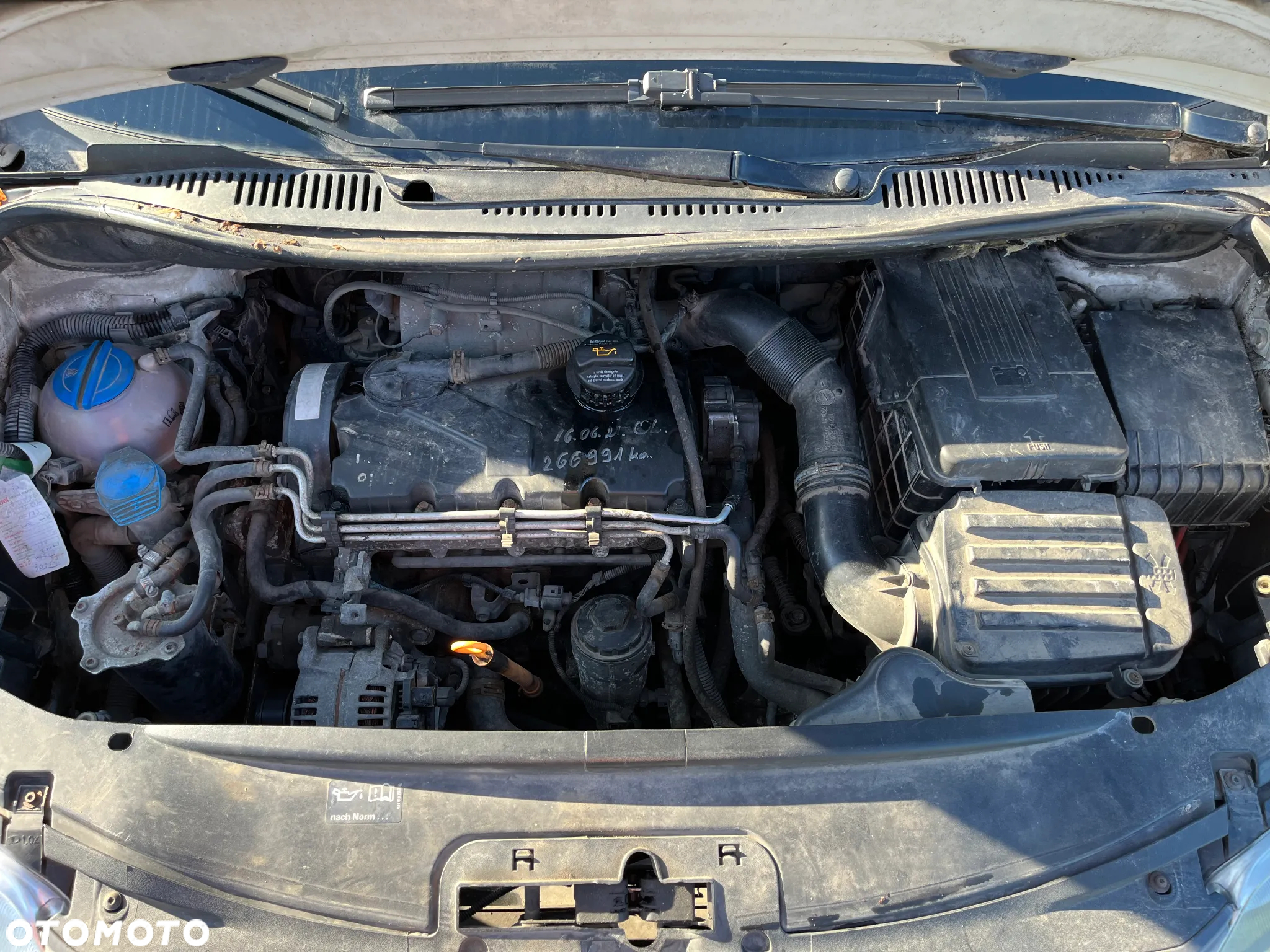 Volkswagen Caddy - 8