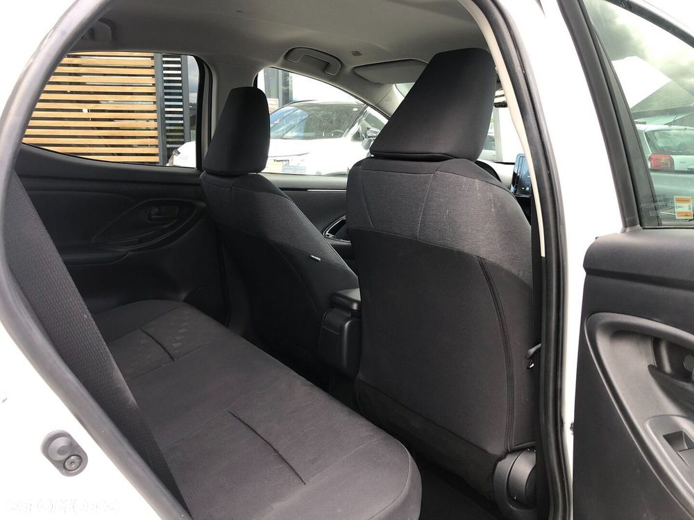 Toyota Yaris Hybrid 1.5 Style - 18