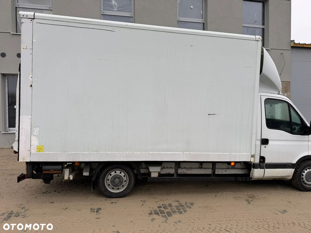 Nissan Interstar - 4