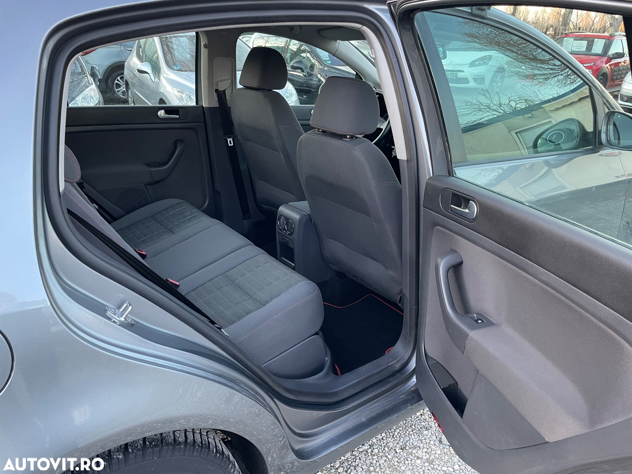 Volkswagen Golf Plus 1.9 TDI Comfortline - 13