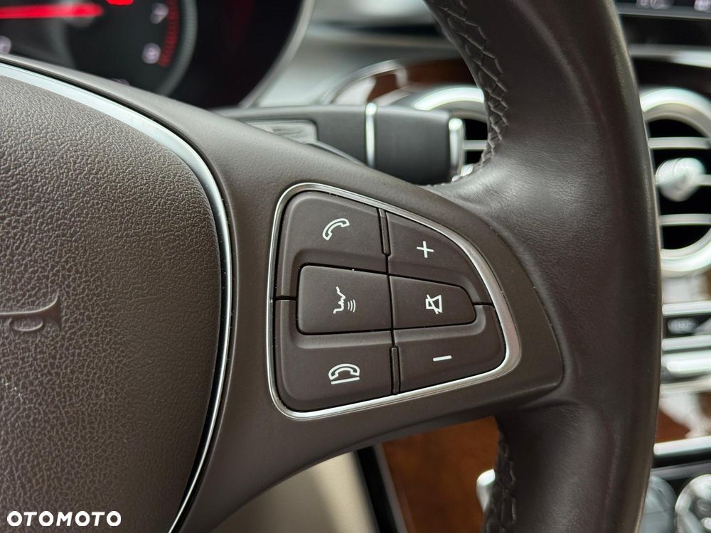 Mercedes-Benz Klasa C 200 4-Matic 7G-TRONIC - 21