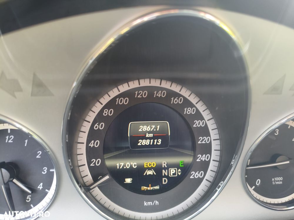 Mercedes-Benz E 250 CDI DPF BlueEFFICIENCY 7G-TRONIC Avantgarde - 3