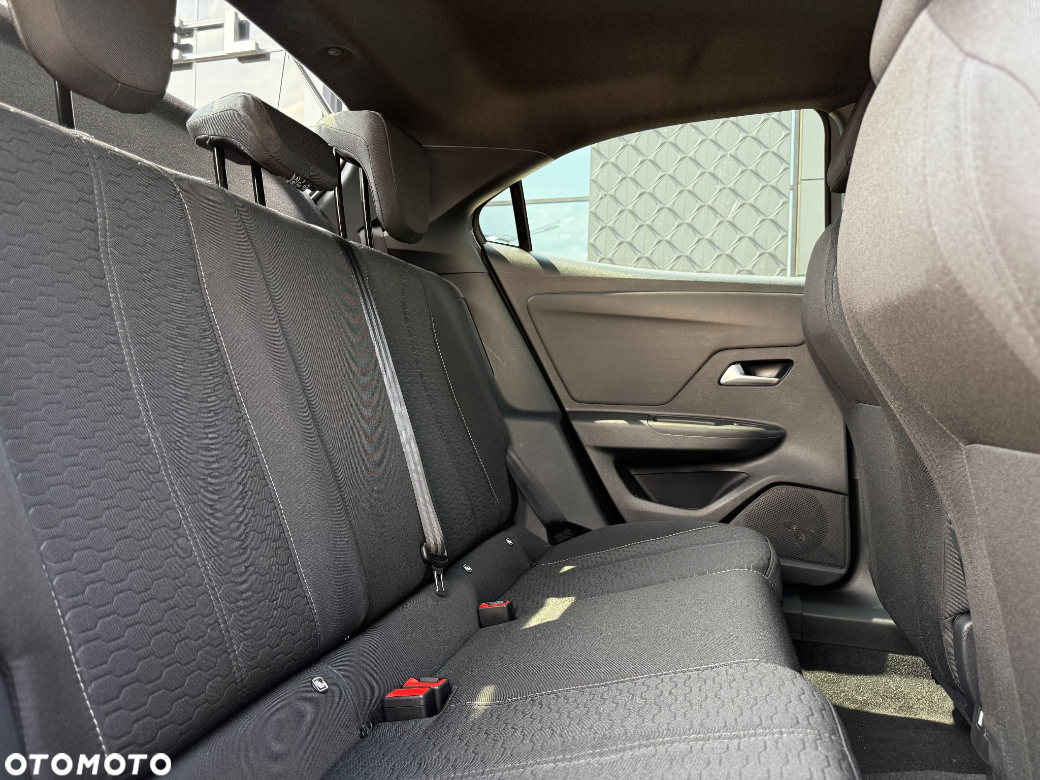 Opel Mokka 1.2 T Edition S&S - 12