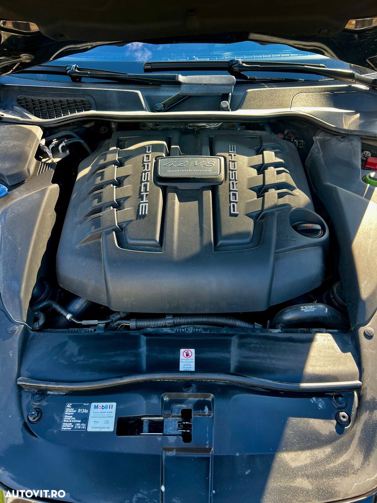 Porsche Cayenne - 20