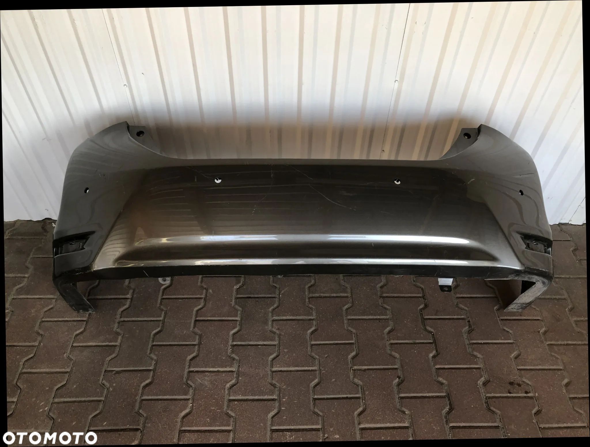 TOYOTA COROLLA E16 E18 SEdan 12-18 zderzak tylny tył PDC - 1