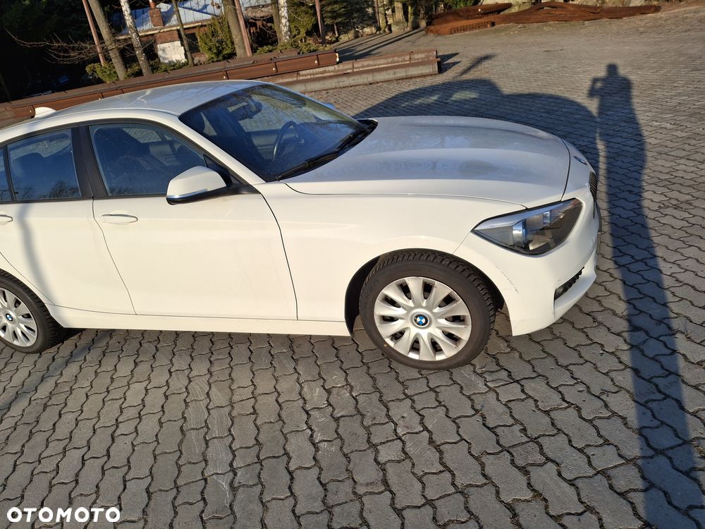 BMW Seria 1 114i Sport Line - 25