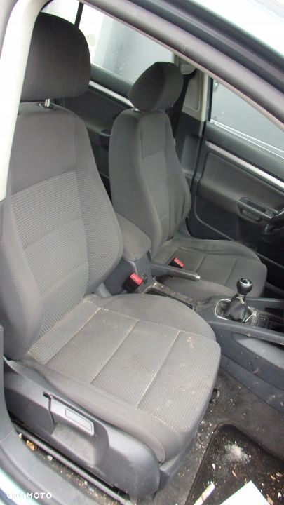 FOTELE KANAPA ŚRODEK VW JETTA GOLF V EUROPA - 1