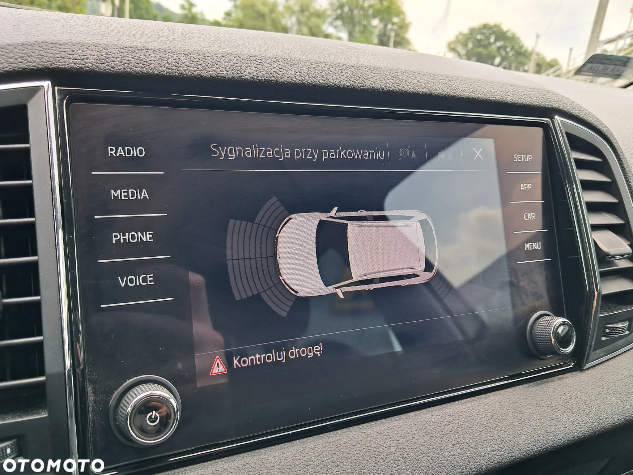 Skoda Karoq 1.5 TSI ACT 4x2 Ambition DSG - 23