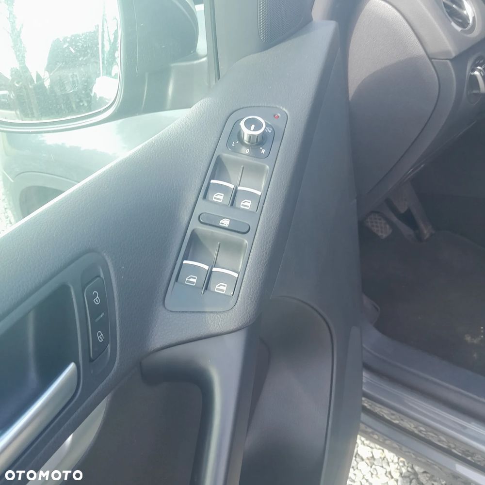 Volkswagen Tiguan - 9