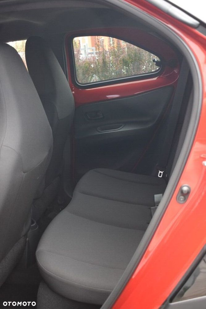 Toyota Aygo X 1.0 VVT-i Style CVT - 11
