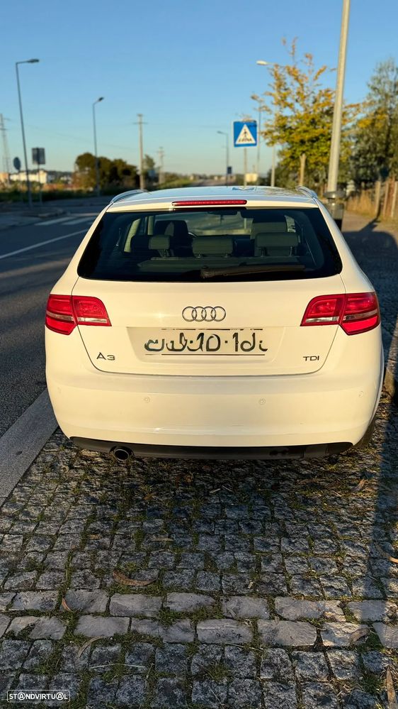 Audi A3 Sportback 1.6 TDI Attraction - 14