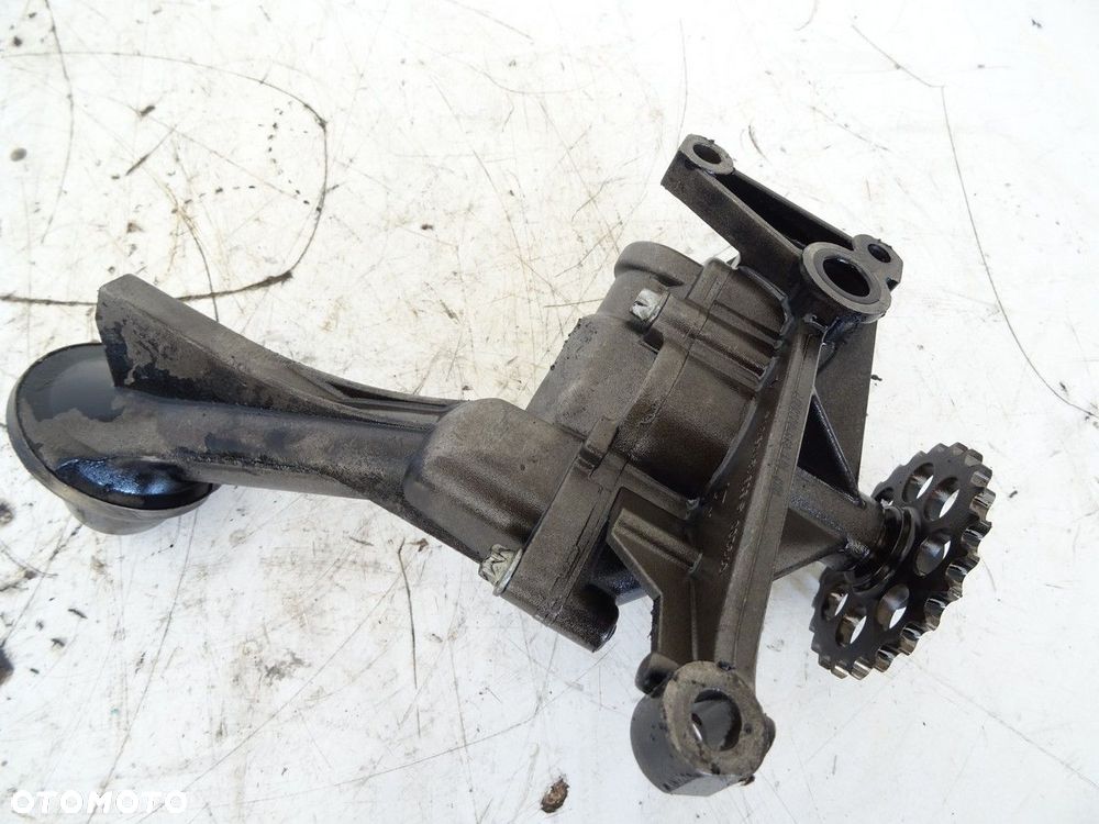 POMPA OLEJU - 140.00 PLN - MERCEDES-BENZ SPRINTER 3-t Autobus (B903) 1995 - 2012 312 D 2.9 90 kW - 2