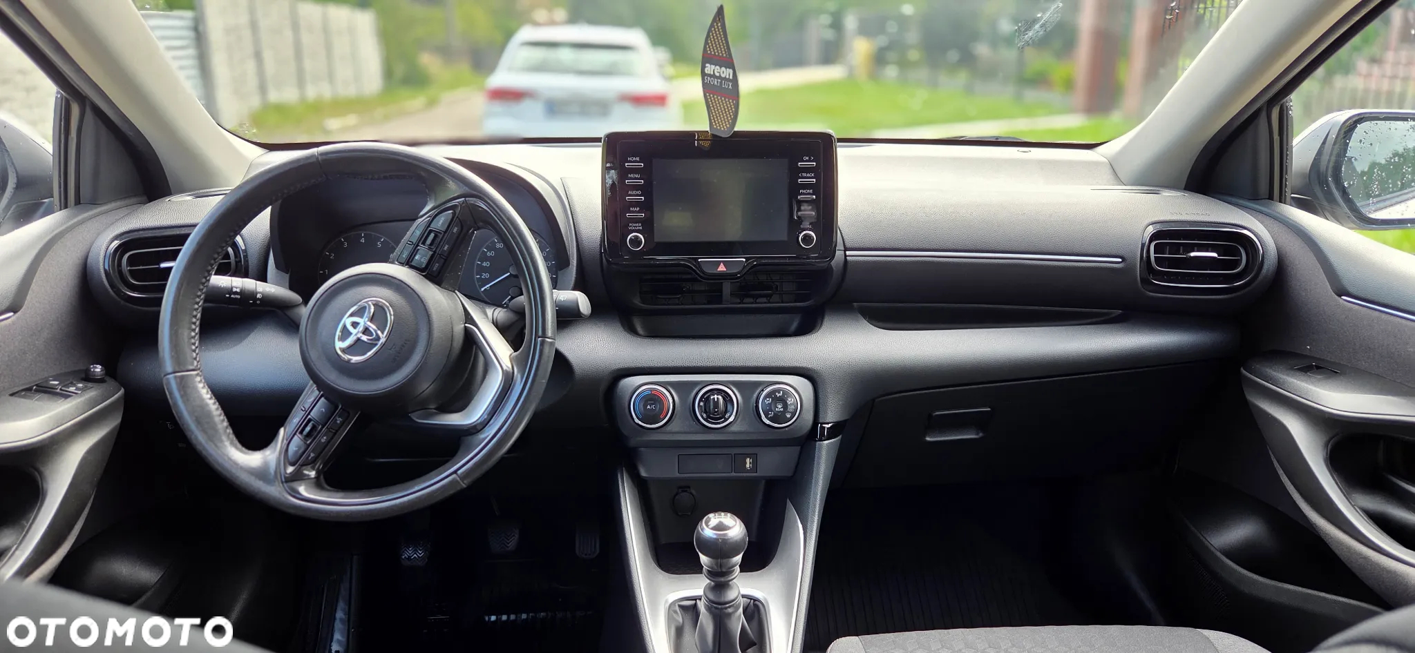 Toyota Yaris 1.5 Comfort - 3