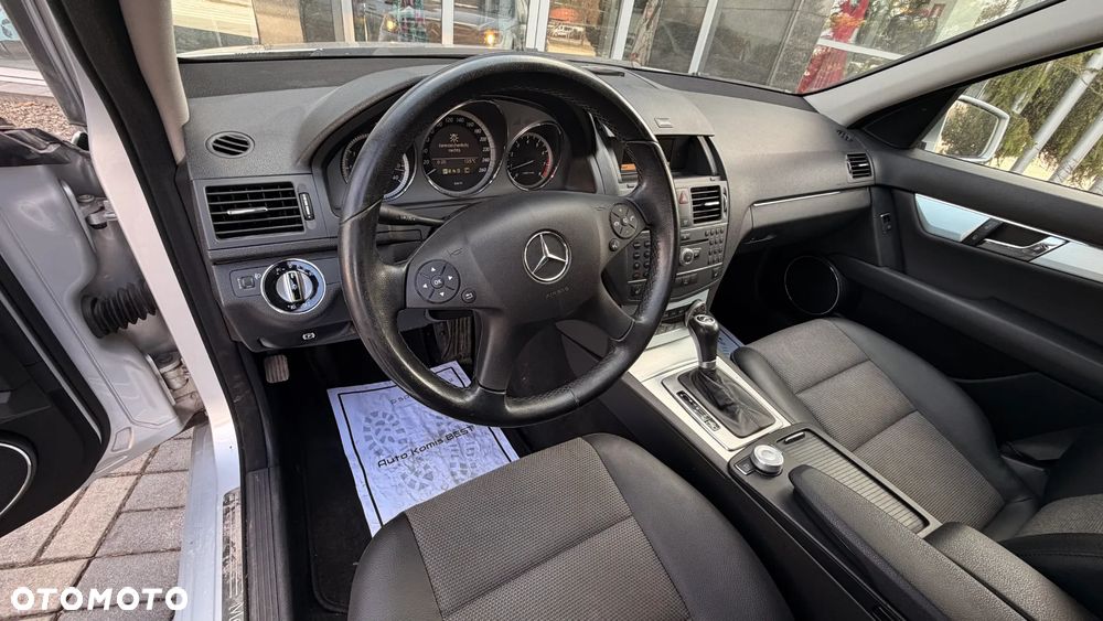 Mercedes-Benz Klasa C - 16