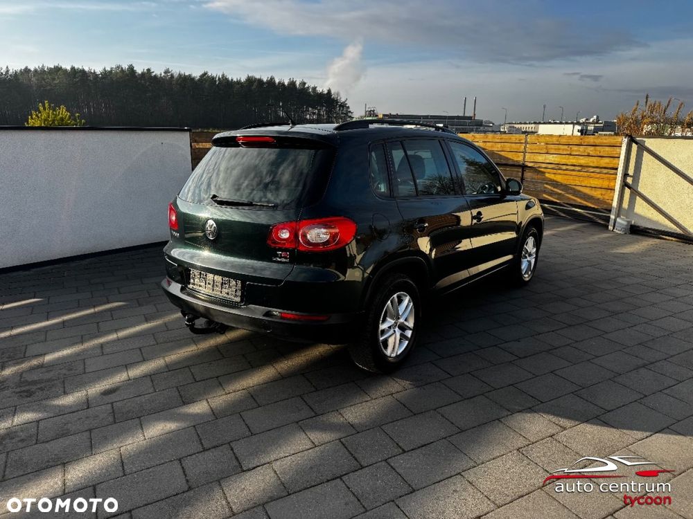 Volkswagen Tiguan - 2