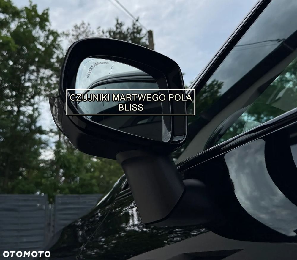 Volvo XC 60 B4 D AWD Plus Dark - 25
