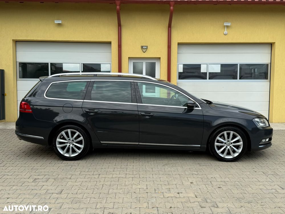Volkswagen Passat 2.0 TDI 4Motion DSG BlueMotion Tech Highline - 9