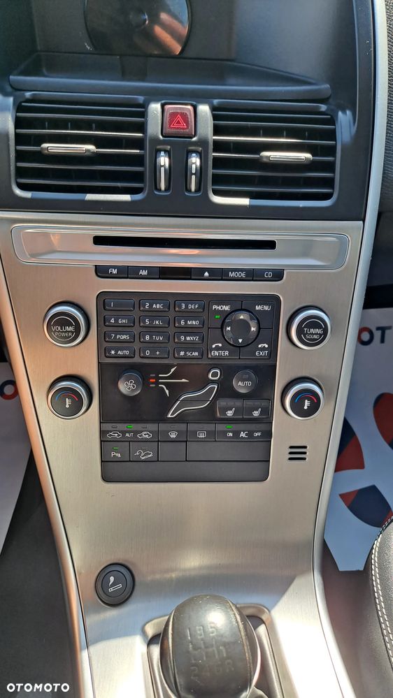 Volvo XC 60 - 33
