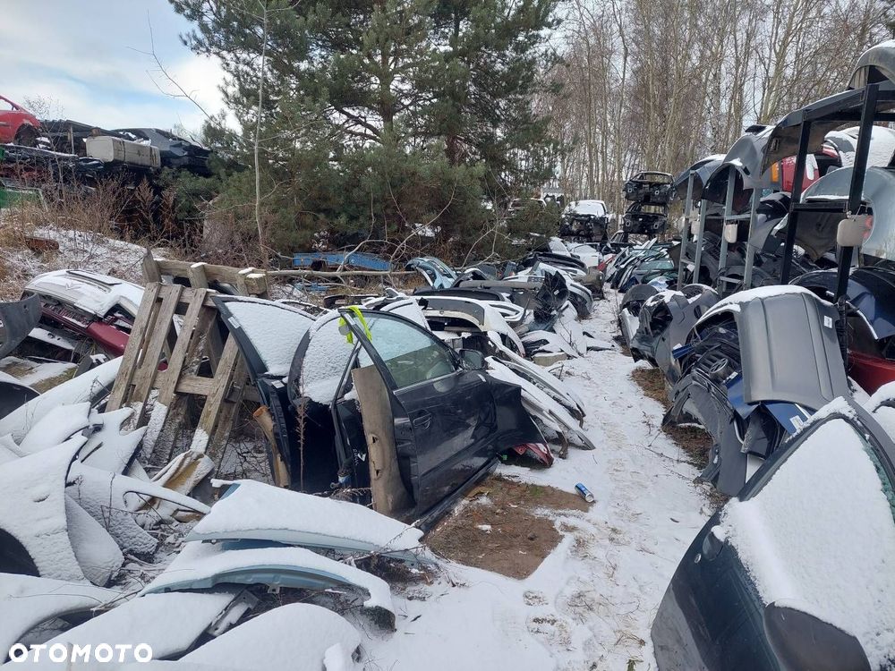 DRZWI KOMPLETNE PRAWY PRZÓD SKODA SUPERB I 9152 - 6