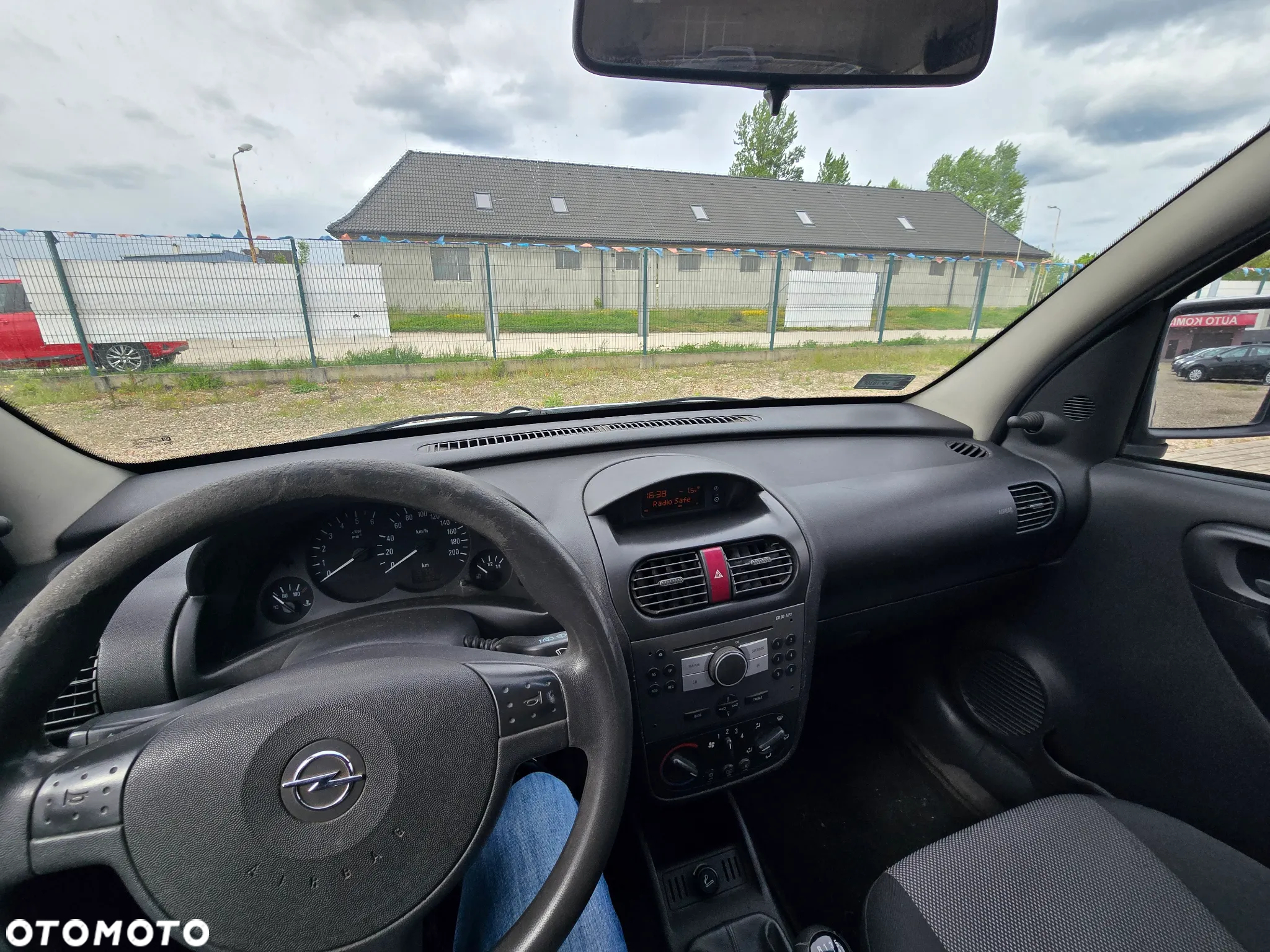 Opel Combo Tour 1.3 CDTI Enjoy - 24