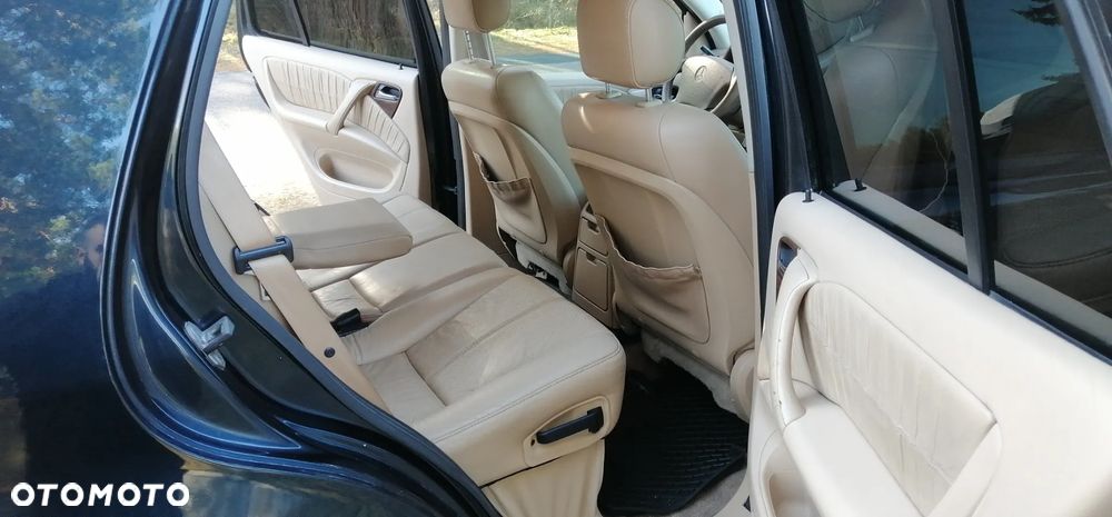 Mercedes-Benz ML - 7