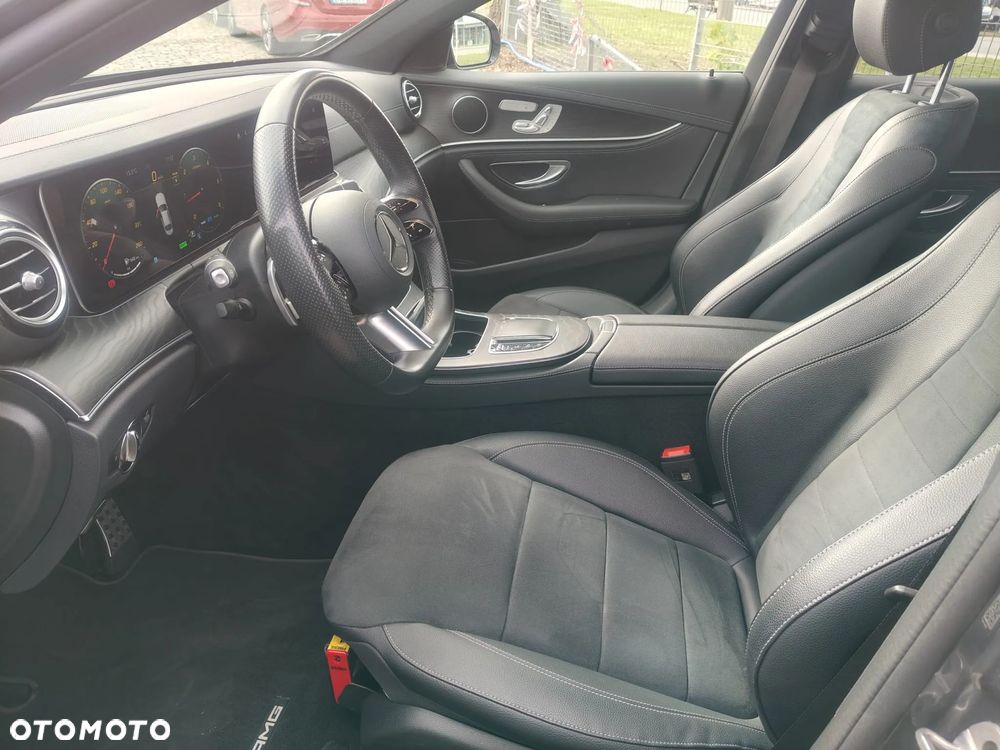 Mercedes-Benz Klasa E 220 d 4-Matic AMG - 14
