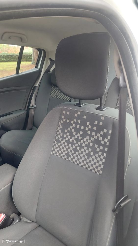 Renault Mégane 1.5 dCi Luxe - 18