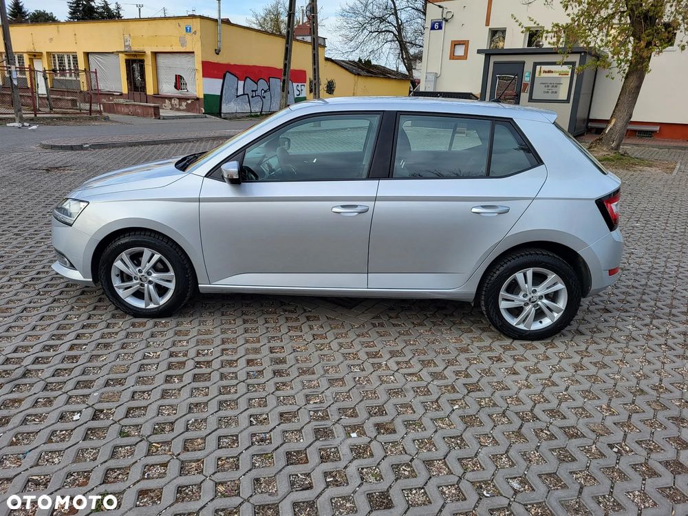 Skoda Fabia 1.0 Ambition - 4