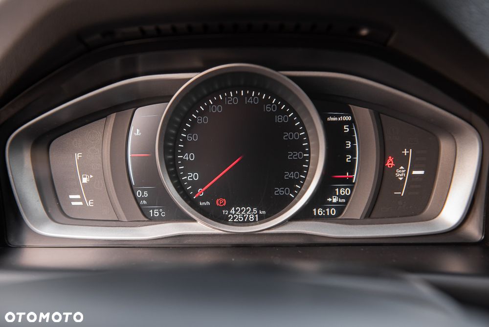 Volvo V70 D4 Summum - 18