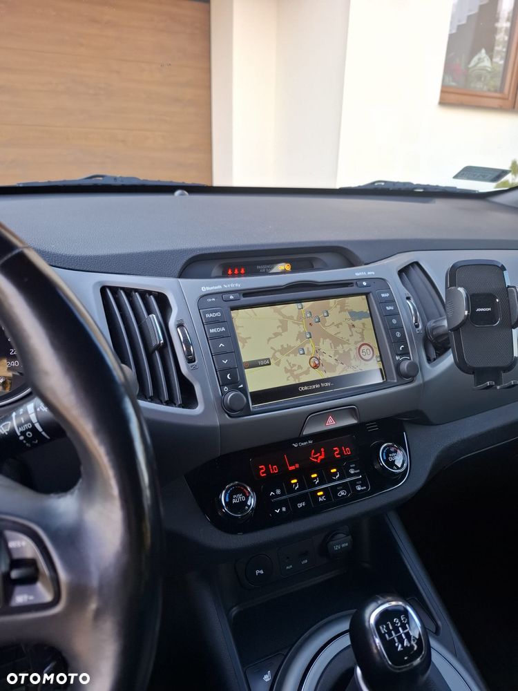 Kia Sportage 1.7 CRDI 2WD ISG Dream-Team Edition - 9