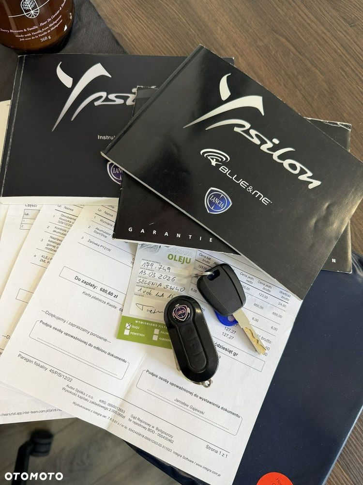 Lancia Ypsilon 0.9 Black&Red S&S - 29