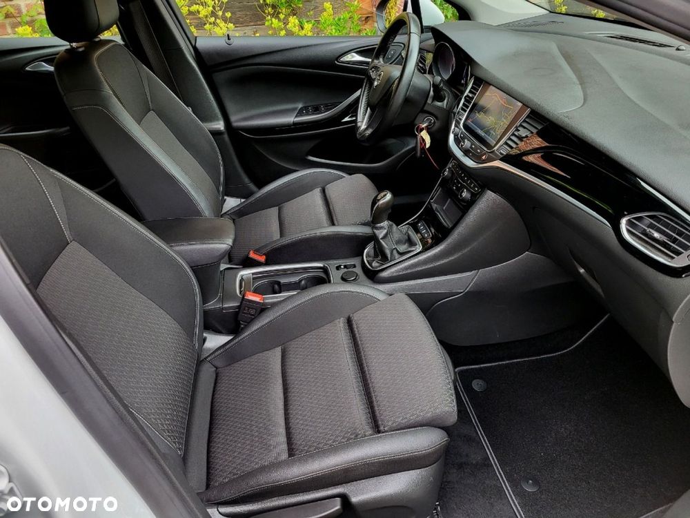 Opel Astra - 22