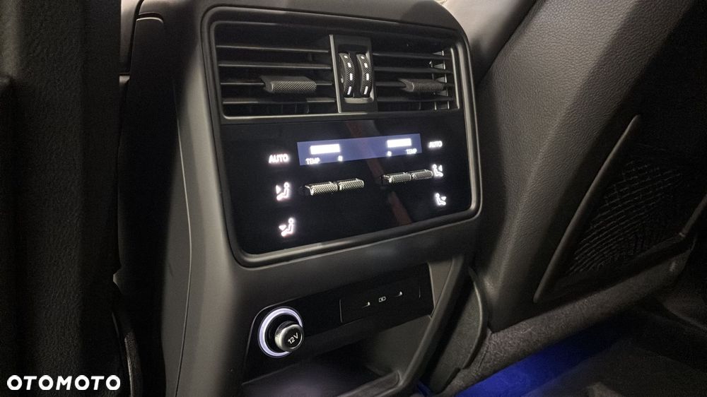 Porsche Cayenne E-Hybrid - 27