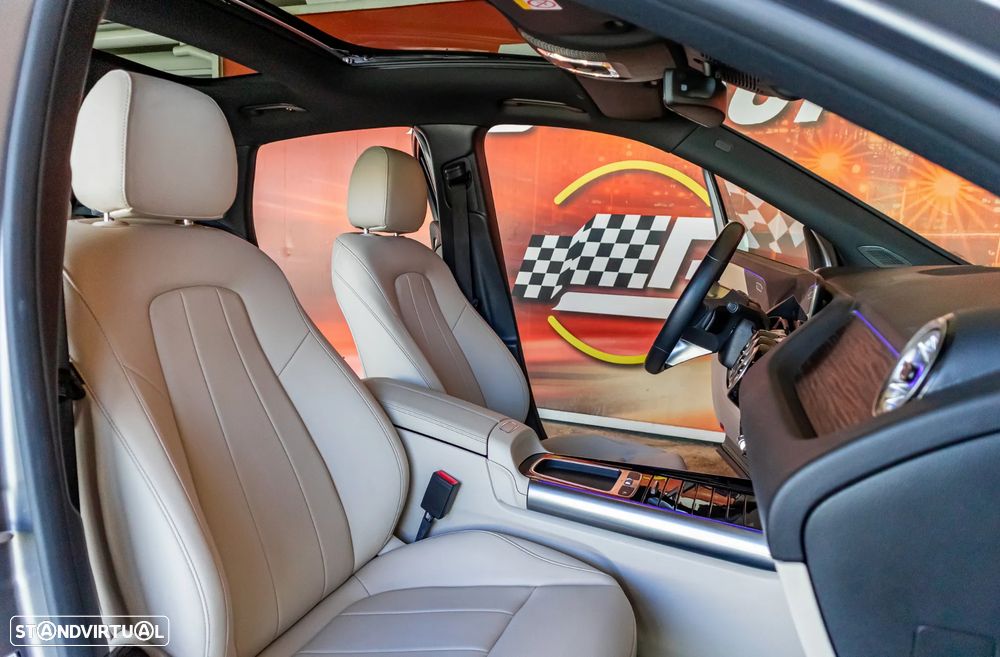 Mercedes-Benz GLA 180 d Progressive - 34